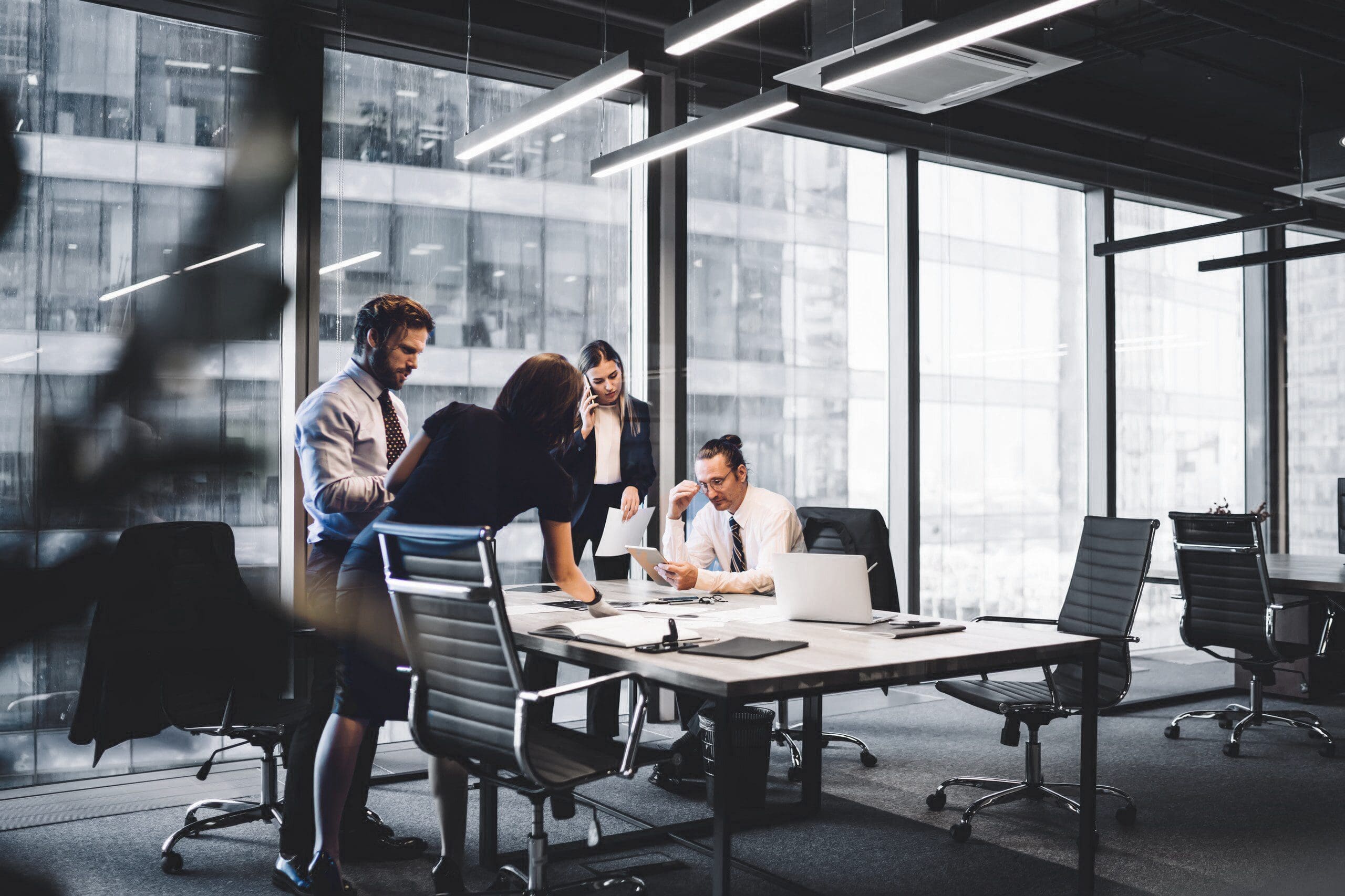 Designing and implementing an agile operating model and organizational structure