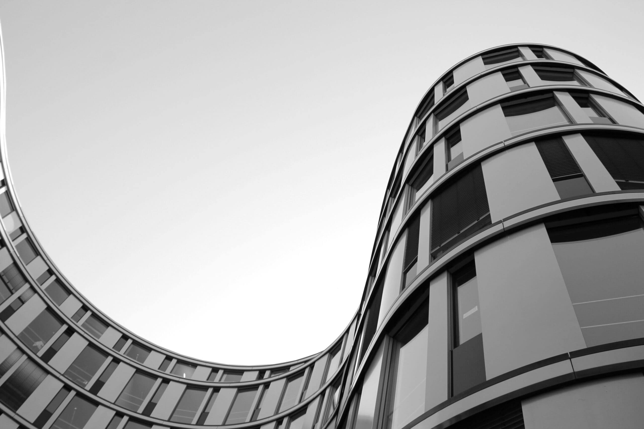 Digitalisation, IoT and Data Strategy for the Real Estate Industry