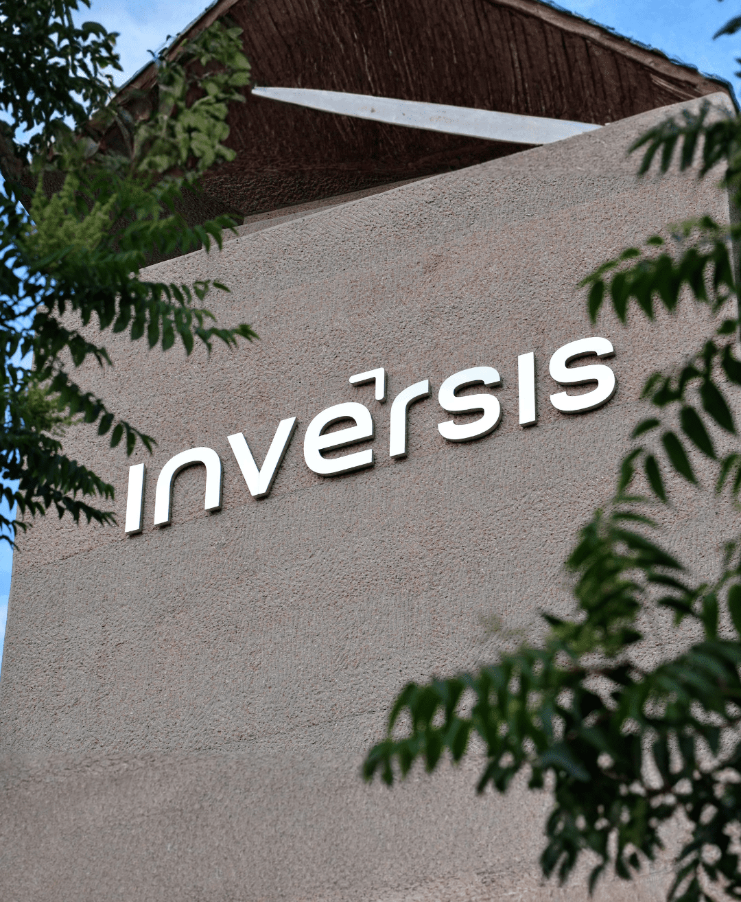 Inversis
